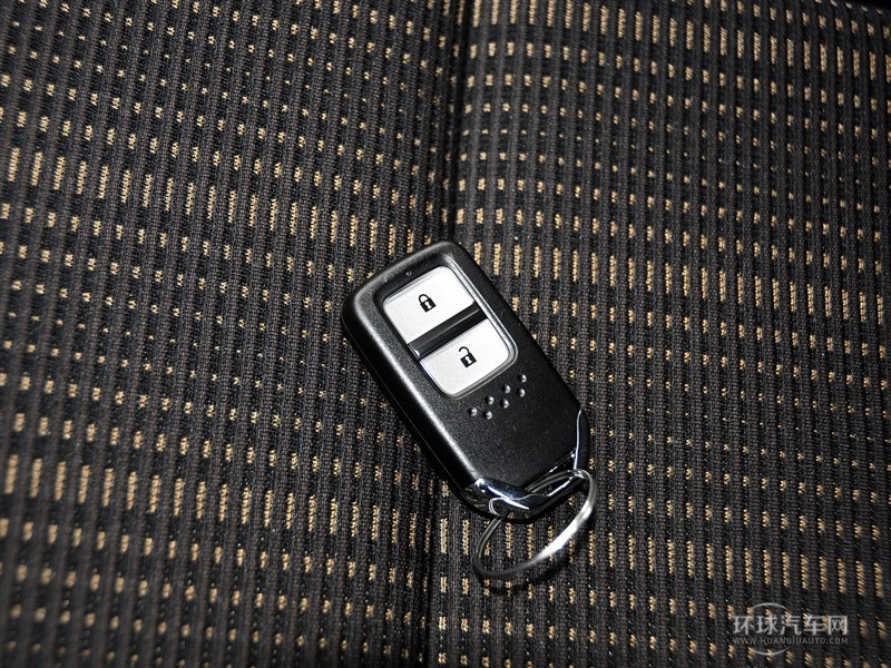 2015款 1.8L CVT兩驅豪華型