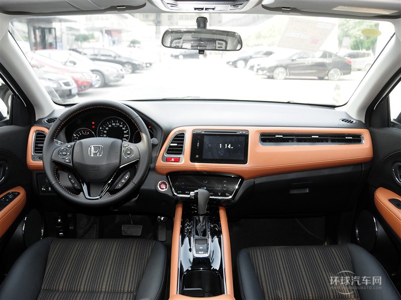 2015款 1.8L CVT兩驅豪華型