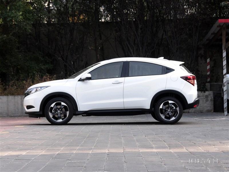 2015款 1.8L CVT兩驅豪華型