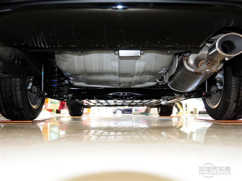 2015款 1.8L 自動豪華版