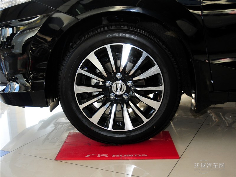 2015款 1.8L 自動豪華版