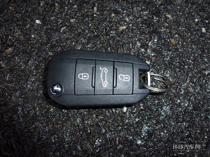 2015款 2.0L 自動經典版