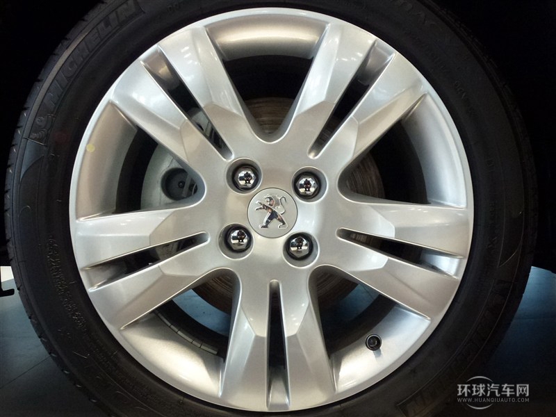 2015款 2.0L 自動經(jīng)典版