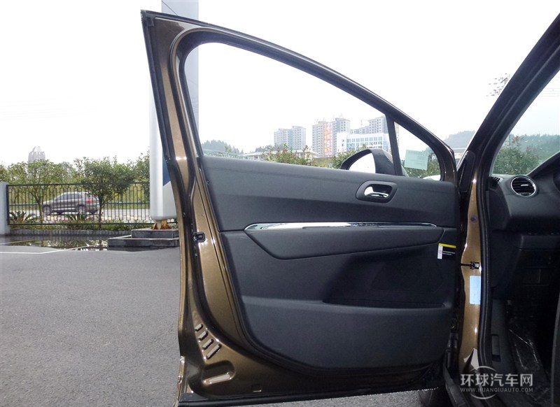 2015款 2.0L 自動經(jīng)典版