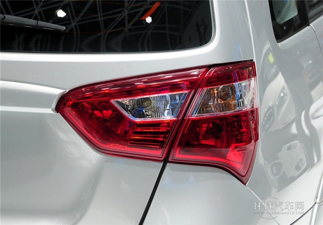 2014款 兩廂 1.5L 自動(dòng)夢(mèng)想型