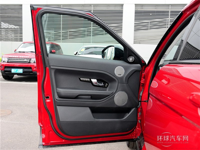 2015款 2.0T 5門耀動版