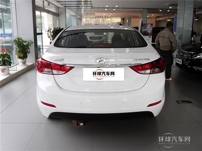 2015款 1.6L 自動尊貴型