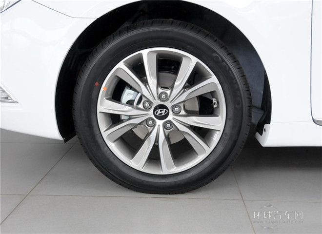 2014款 2.0L 自動豪華版