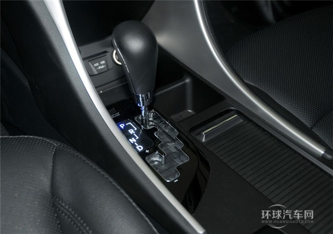 2014款 2.0L 自動領先型