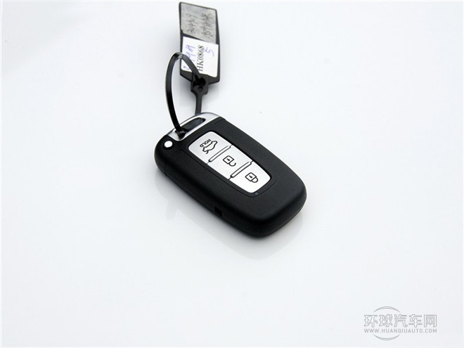 2014款 2.0L 自動(dòng)尊貴版