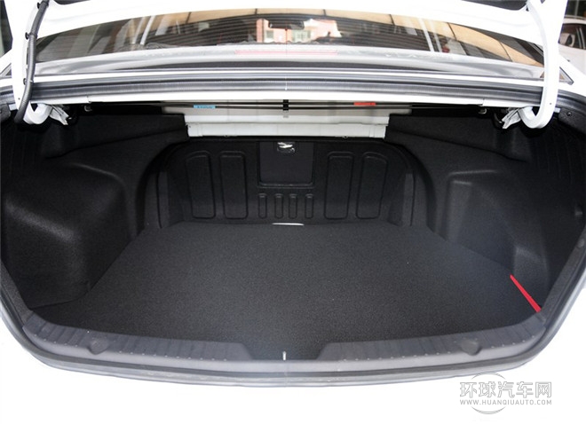 2014款 2.0L 自動(dòng)尊貴版