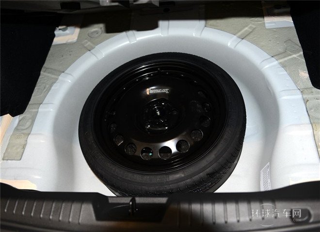 2015款 1.5L 經(jīng)典 SE MT