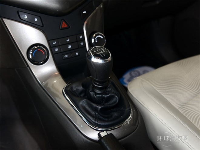 2015款 1.5L 經典 SE MT