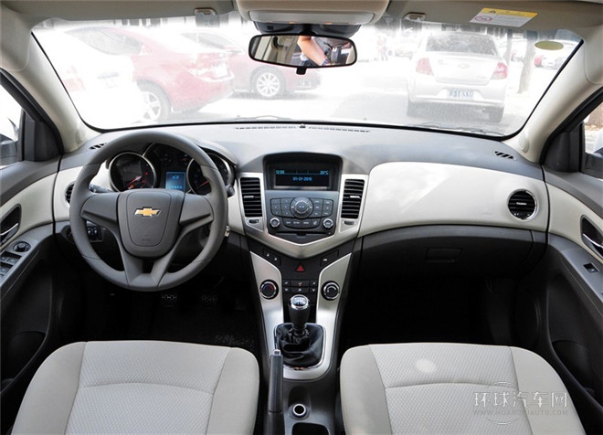 2015款 1.5L 經(jīng)典 SL MT