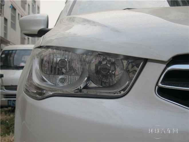 2014款 1.6L 手動(dòng)時(shí)尚型CNG