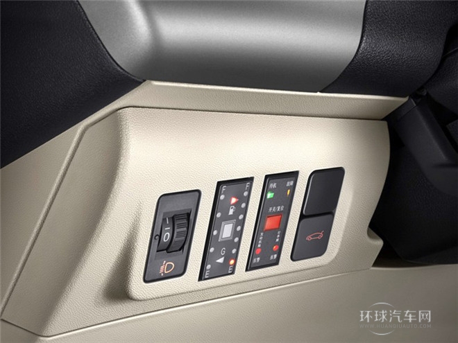 2014款 1.6L 手動時尚型天窗版CNG