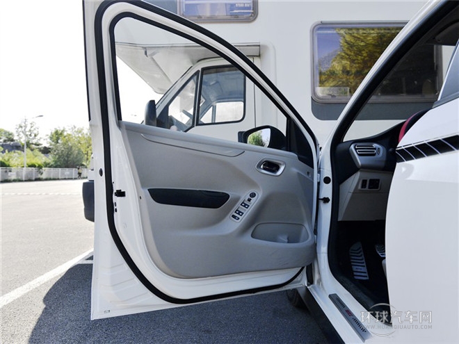 2014款 WTCC紀念版 1.6L 手動舒適型