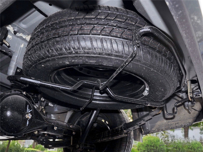 2014款 1.5L 手動5座運(yùn)動都市B版