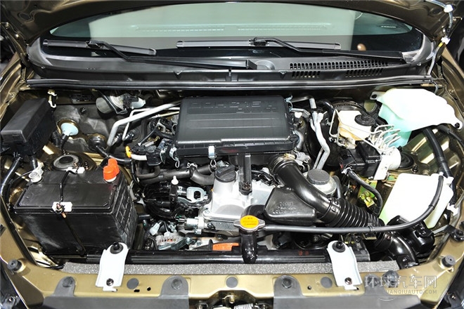 2014款 1.5L 手動5座運(yùn)動都市B版