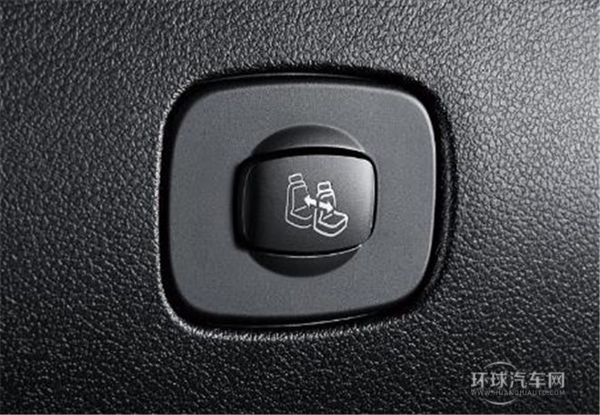 2015款 2.0L 自動致逸版