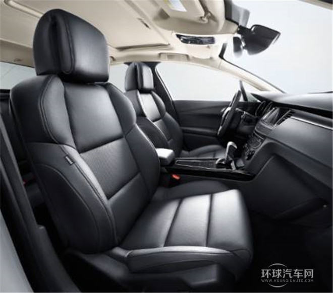 2015款 2.0L 自動致逸版