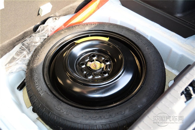 2014款 1.8L 自動尊貴型