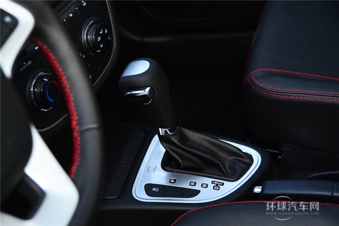 2014款 1.8L 自動尊貴型