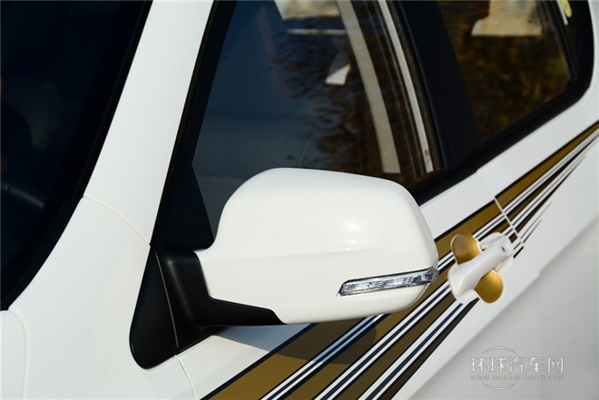 2014款 1.8L 自動尊貴型