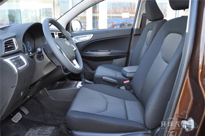 2014款 1.8L 自動豪華型