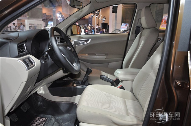 2014款 1.5L 手動舒適型