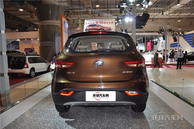 2014款 1.5L 手動舒適型