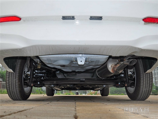 2014款 1.5L 手動進取型