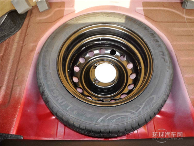 2014款 1.5L 手動標(biāo)準(zhǔn)型