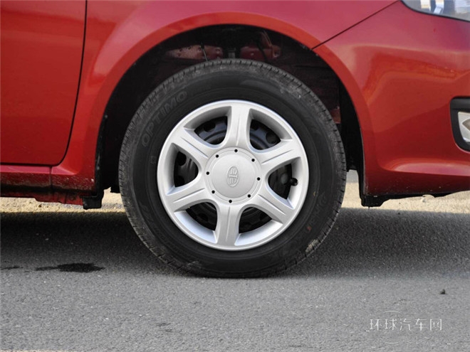 2014款 1.5L 手動標準型