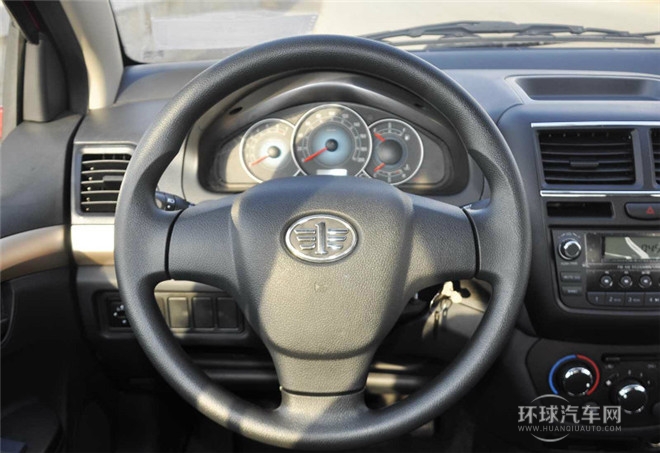 2014款 1.5L 手動標準型