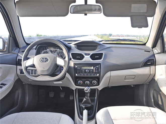 2014款 1.0L 手動舒適型