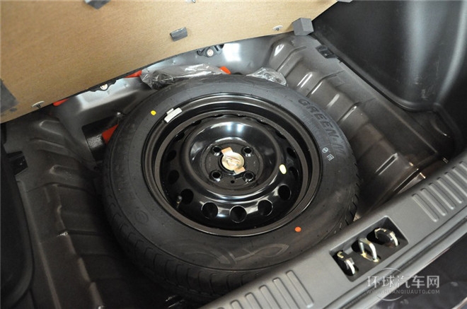 2014款 1.3L 手動運動豪華型