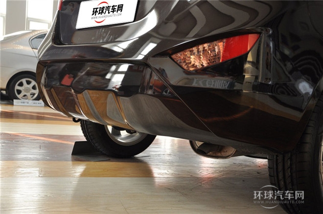 2014款 1.3L 手動運動豪華型