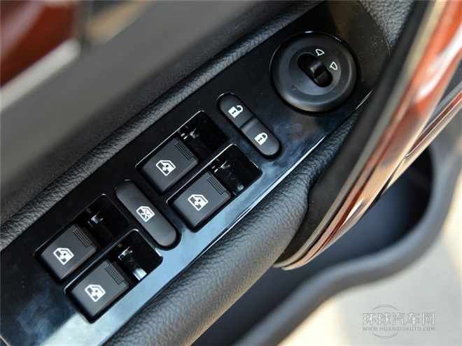 2014款 2.0T 手動(dòng)豪華型