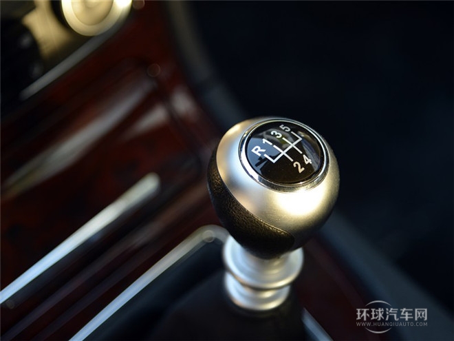 2014款 2.0T 手動豪華型