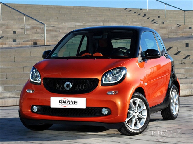 2015款 1.0 MHD 新年特別版