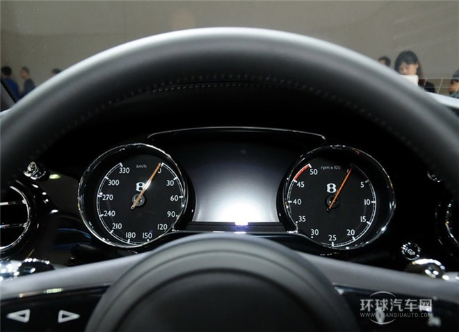 2015款 6.8T 極致版