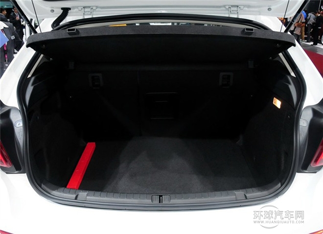 2015款 都市SUV 1.6T 自動型動派