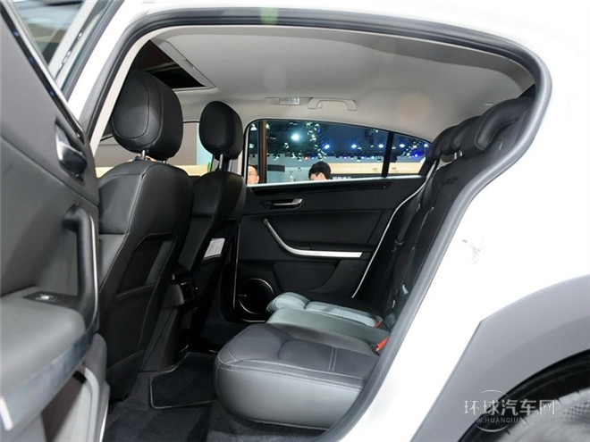 2015款 都市SUV 1.6T 自動型動派