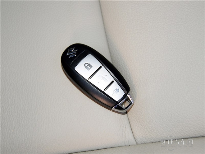 2015款 1.6L 自動樂享型