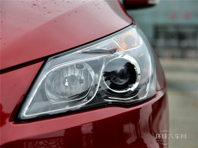 2015款 1.6L 自動尊享型