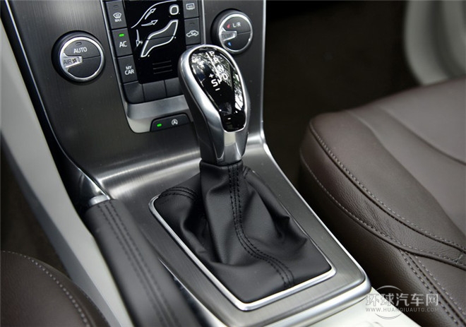 2015款 Cross Country 2.0T 智逸版