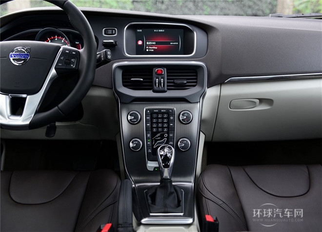 2015款 Cross Country 2.0T 智逸版