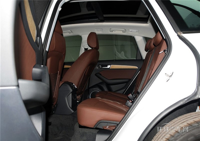2015款 40 TFSI 豪華型