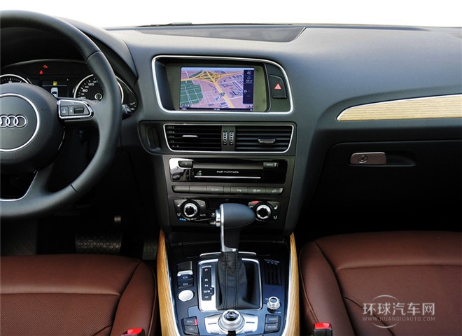 2015款 40 TFSI 豪華型